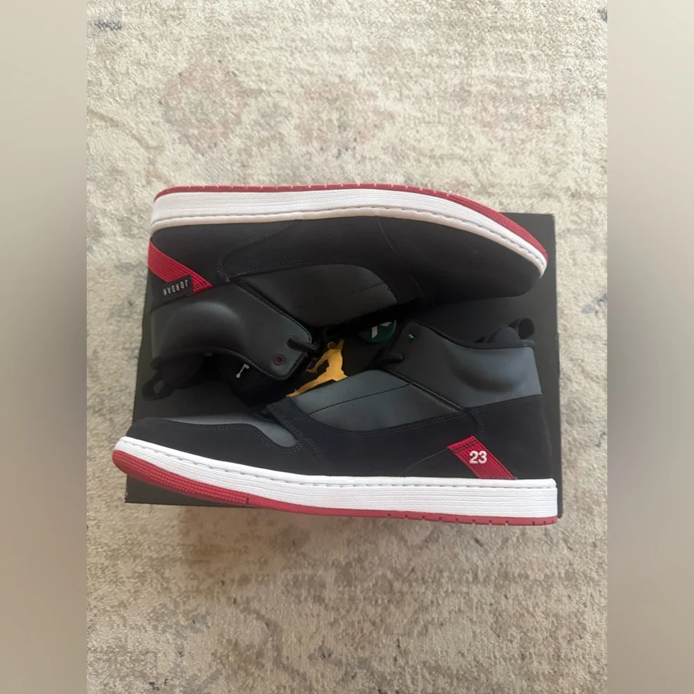 Air Jordan Access AO1329-023 Black / University Red / White